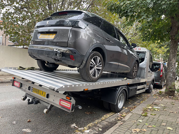 Car Recovery Services in East London