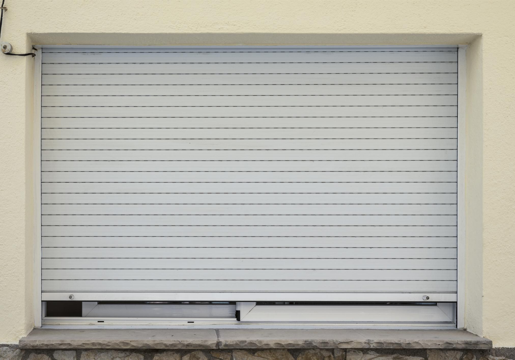 Roller-shutters-in-Manchester