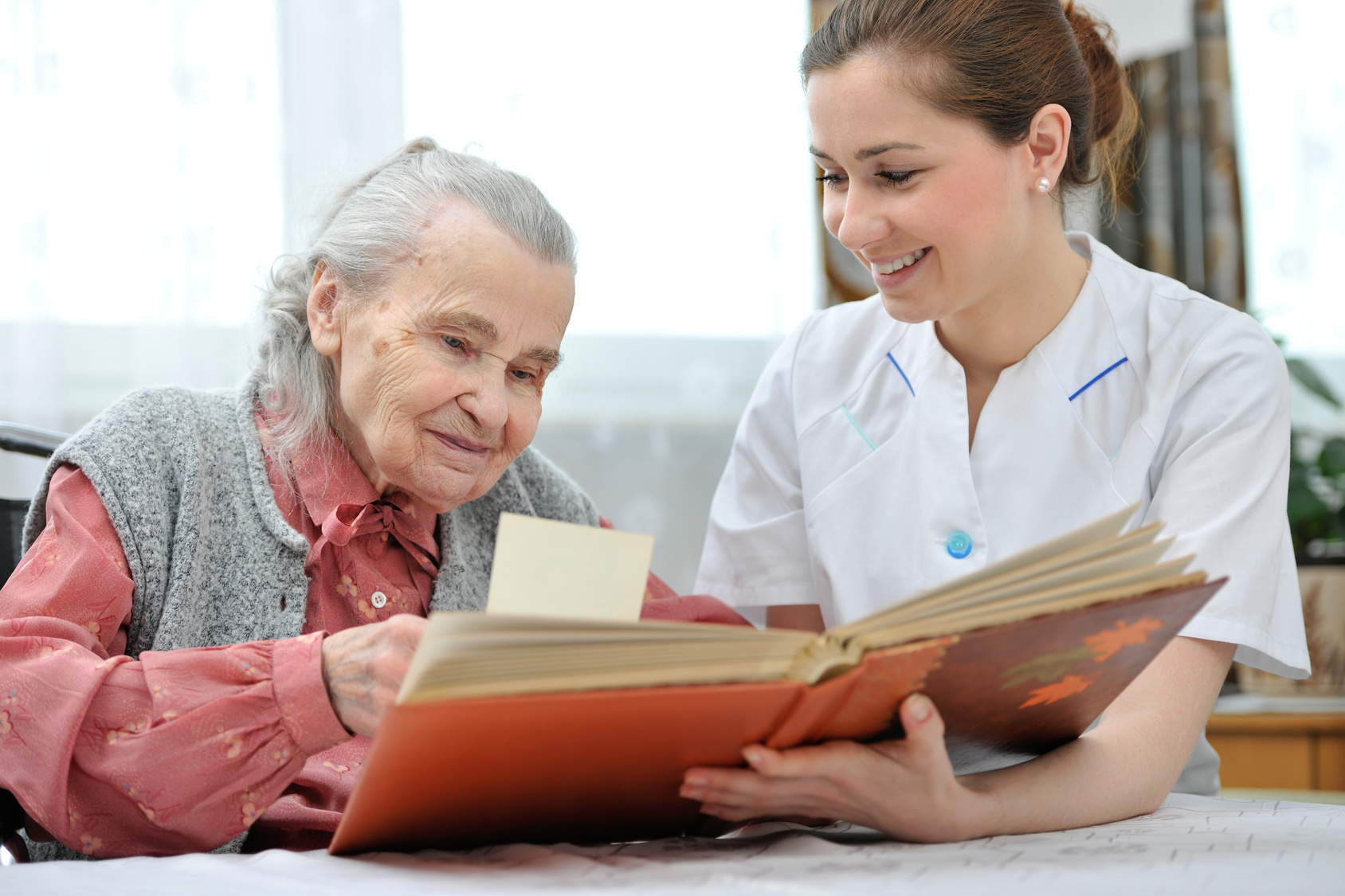 What Are the Key Features of Home Nursing Services?