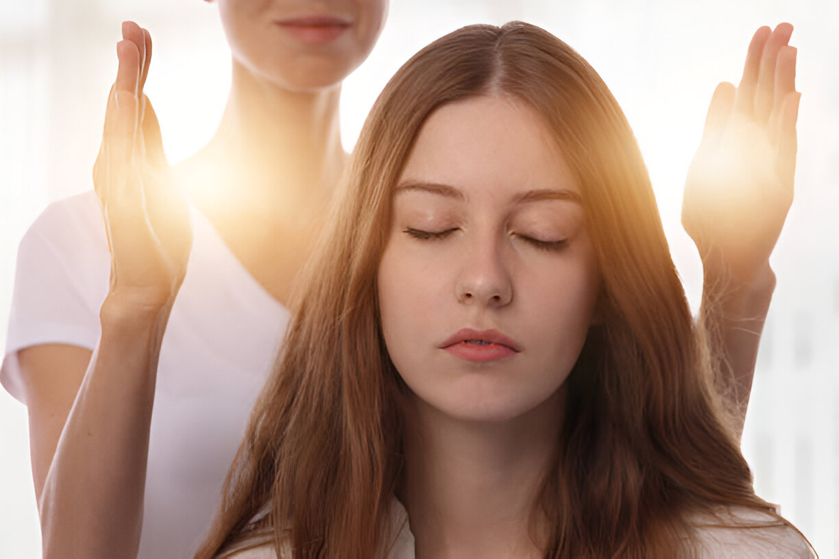 How Reiki Energy Healing Can Help You Achieve Deeper Self-Awareness