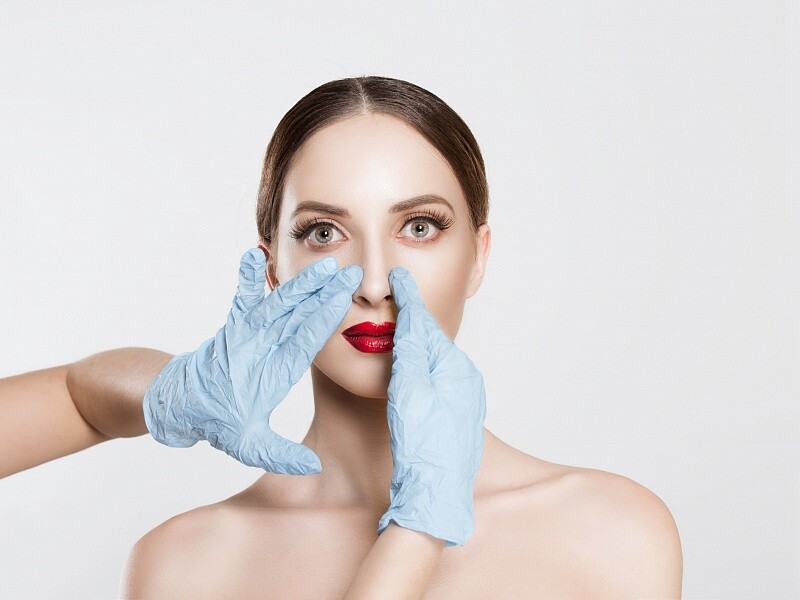 Rhinoplasty in Dubai (تجميل الأنف في دبي)